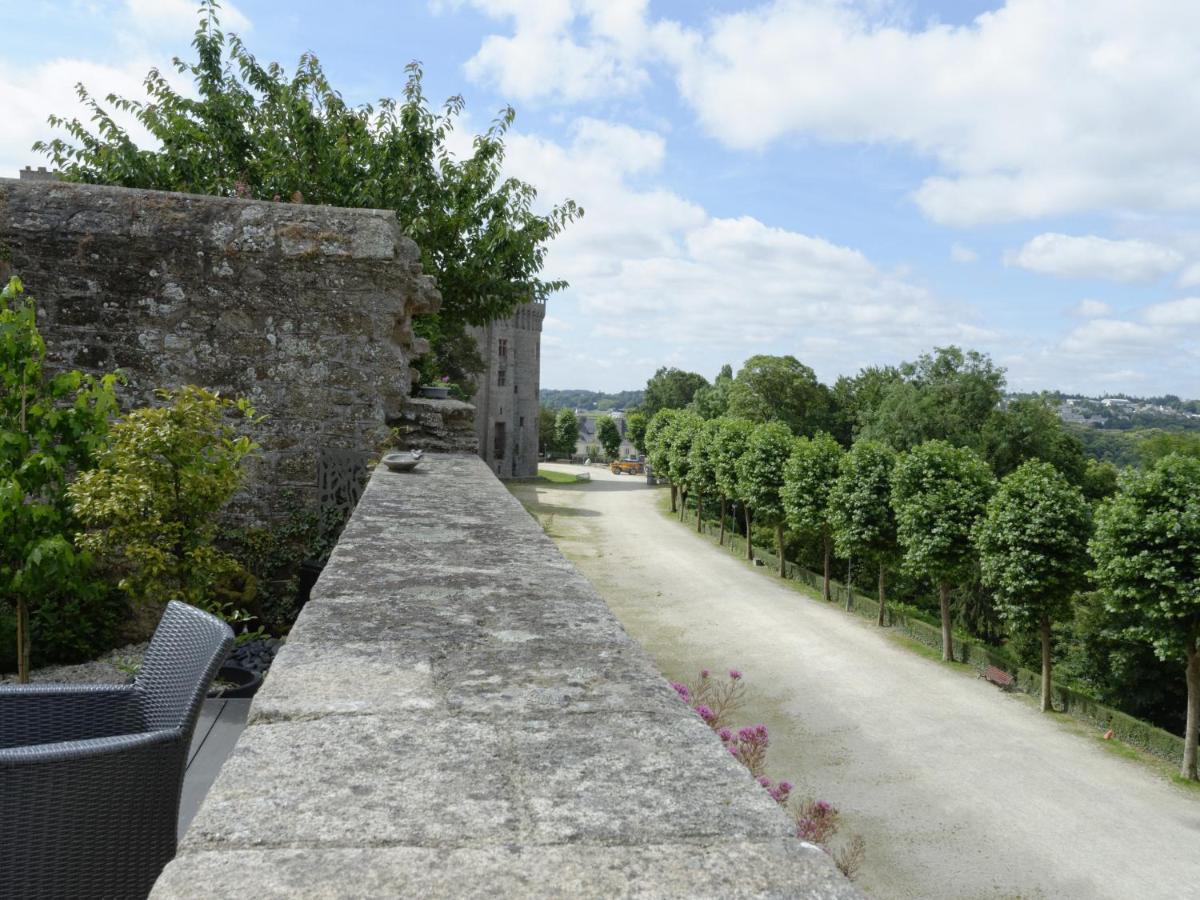 Le 27- Boutique B&B Dinan Extérieur photo