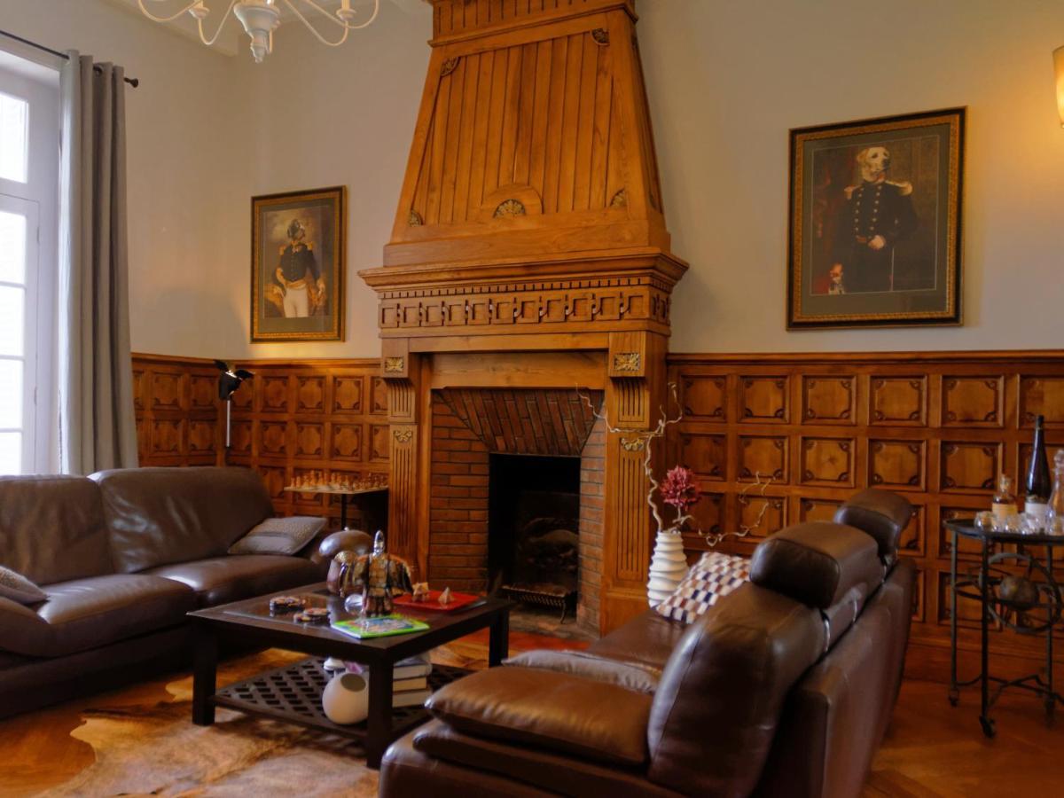 Le 27- Boutique B&B Dinan Extérieur photo